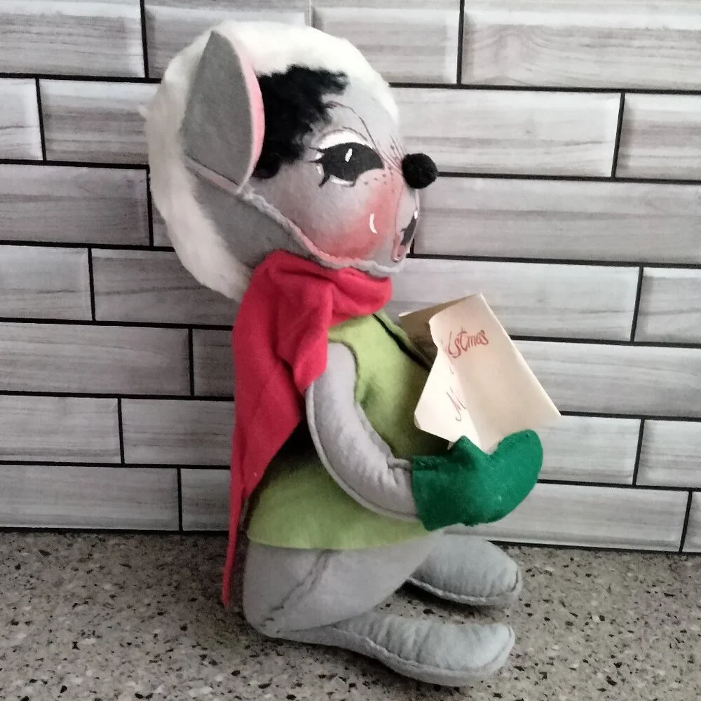 Vintage 1965 Annalee Christmas Caroler Mouse
